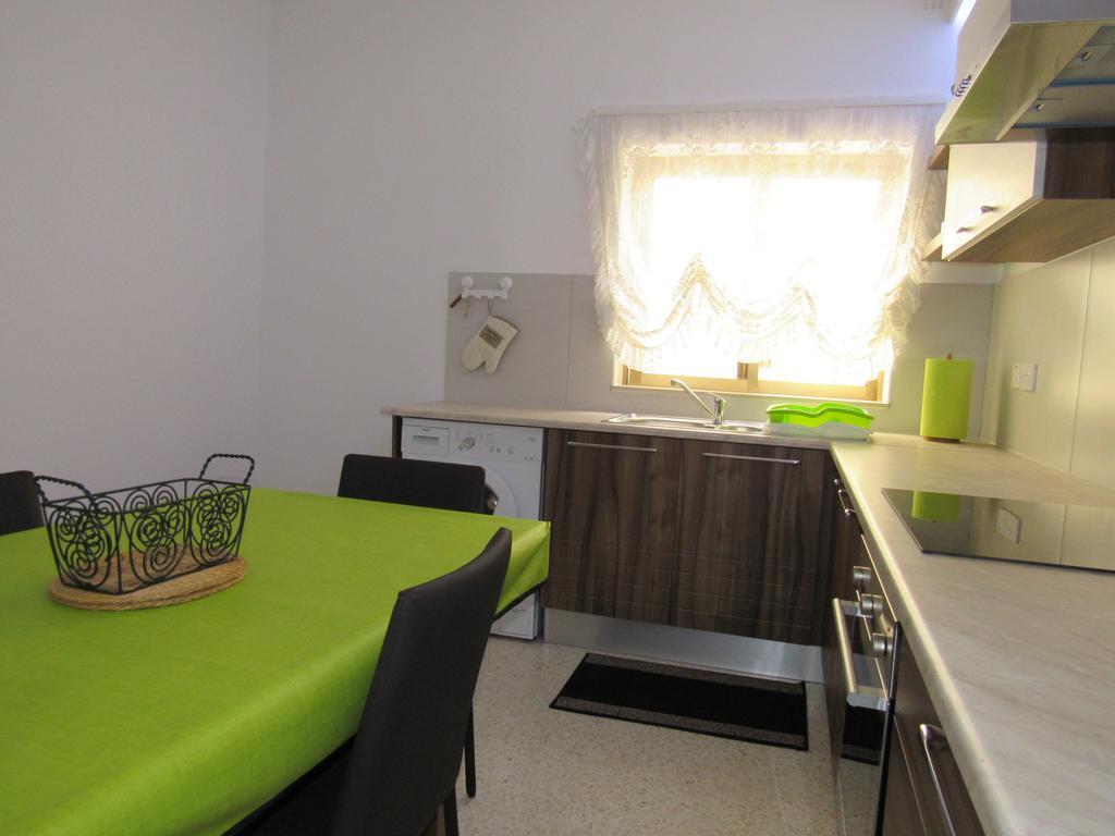 Central Studio Apartment Santa Vennera エクステリア 写真