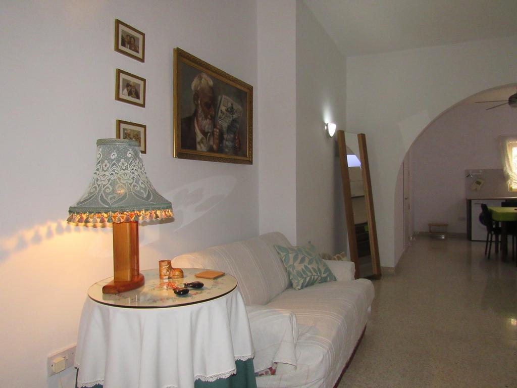 Central Studio Apartment Santa Vennera エクステリア 写真