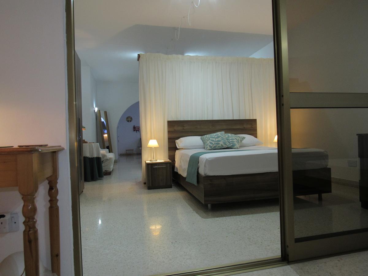 Central Studio Apartment Santa Vennera エクステリア 写真