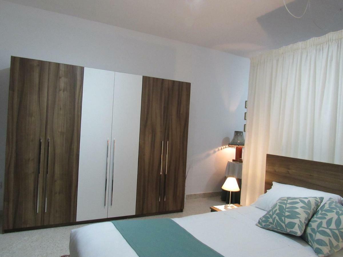 Central Studio Apartment Santa Vennera エクステリア 写真
